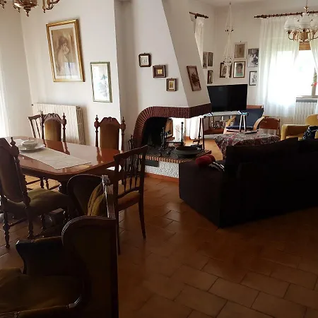 Oda ve Kahvaltı Clementina
