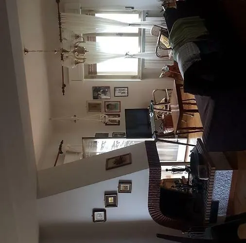 Clementina Oda ve Kahvaltı Brittoli